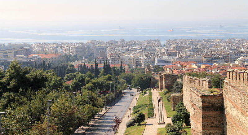 Widok na Saloniki i mury miejskie