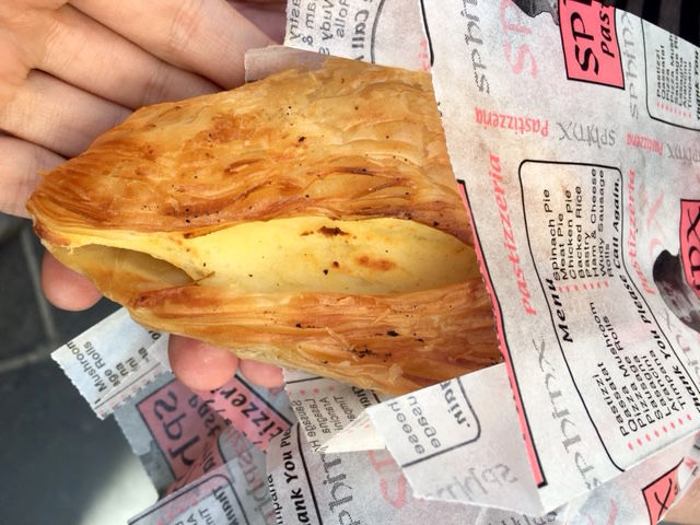 Pastizzi - maltański street food