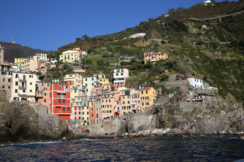 Riomaggiore (Cinque Terre) - widok z łódki