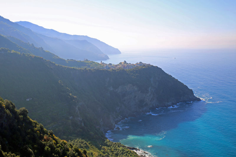 Corniglia (Cinque Terre) - widok ze szlaku Manarola - Corniglia