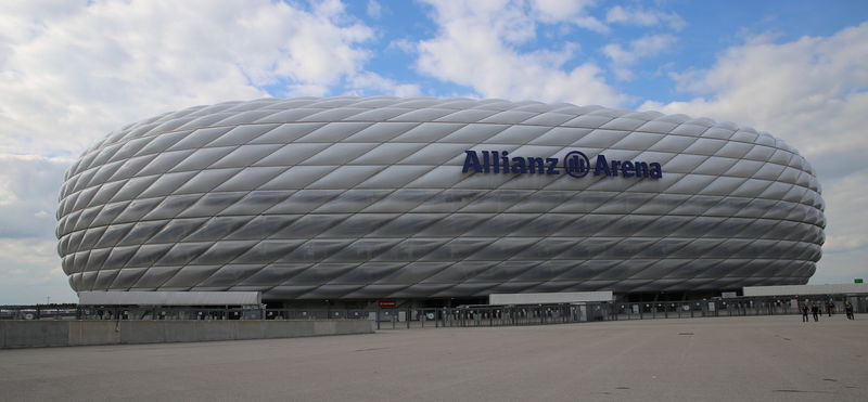 !Stadion Allianz Arena w Monachium