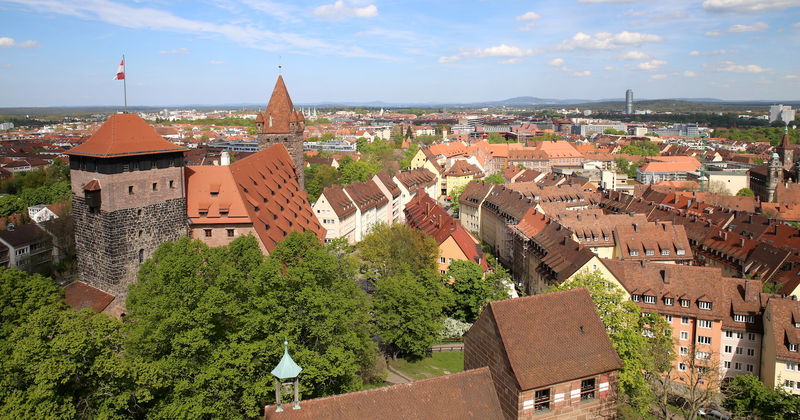 Widok z wieży Sinwellturm w Norymberdze