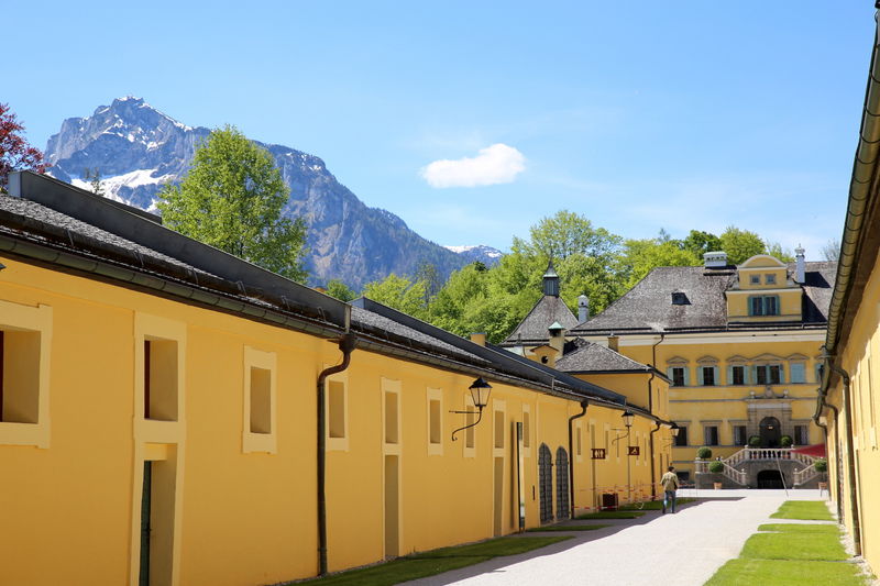 Salzburg - droga do Pałacu Hellbrunn i widok na Alpy