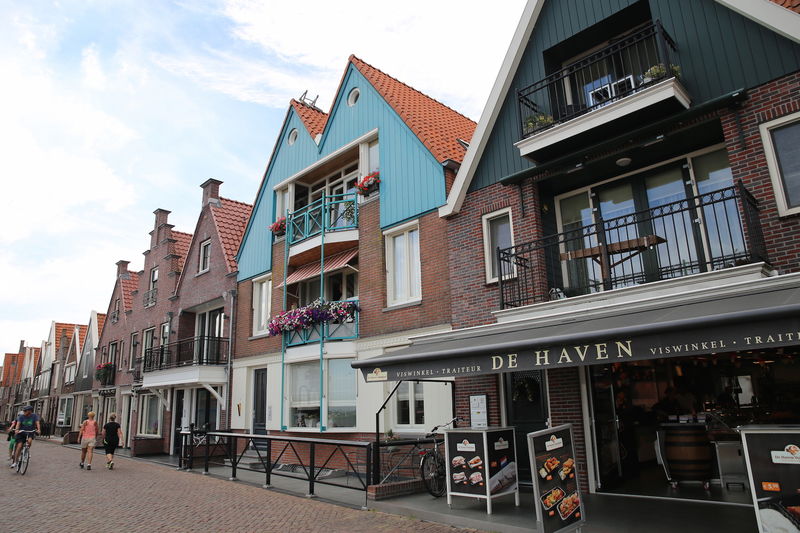 Volendam - spacer po Haven