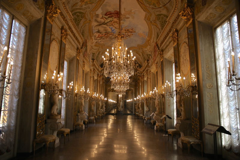 Galeria Luster - Palazzo Reale w Genui