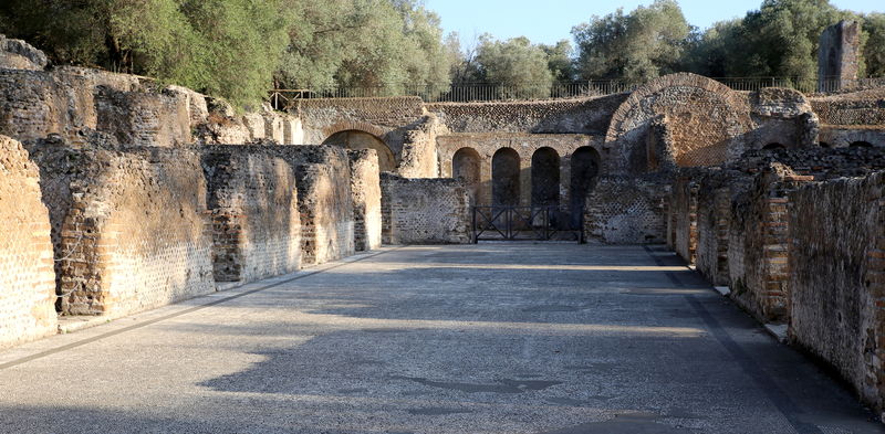 Ruiny szpitala na terenie Willi Hadriana w Tivoli
