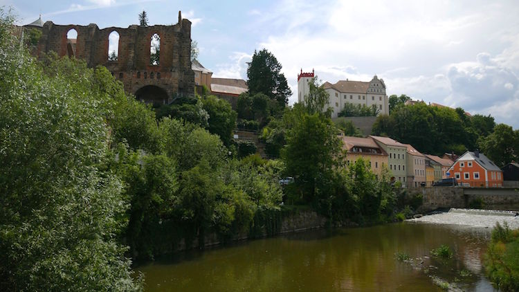 Panorama Budziszyna z ruinami kościoła świętego Mikołaja