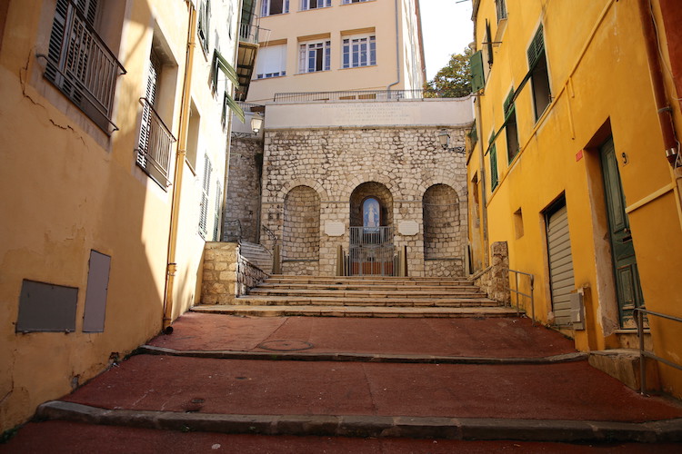Spacer po starym mieście w Nicei