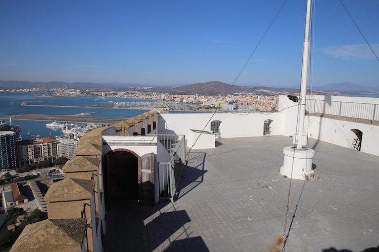 Na tarasie Zamku Maurów - Gibraltar