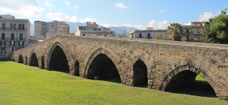 Most Admiralski w Palermo (Ponte dell Ammiraglio)