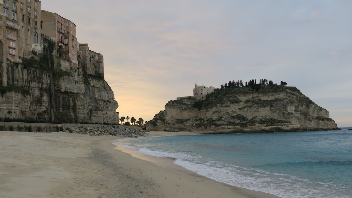 Tropea - widok z plaży