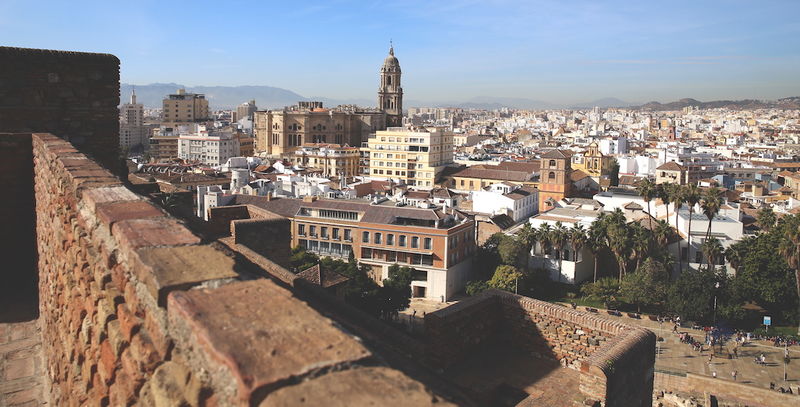 Widok na Malagę z twierdzy Alcazaba