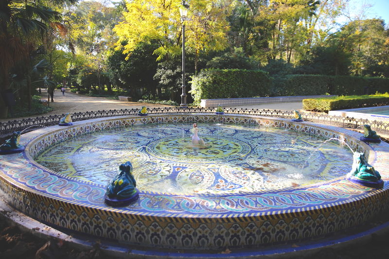 Fuente de las Ranas (Fontanna Żab) - Park Marii Luizy w Sewilli