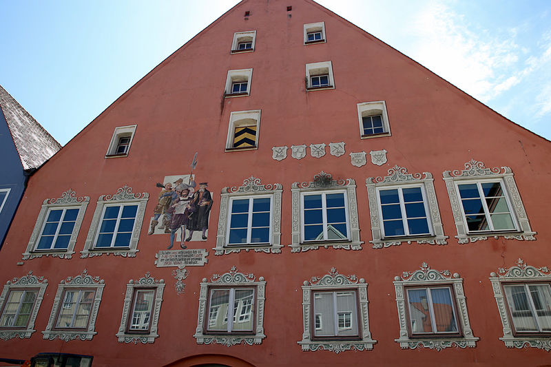 !Fasada budynku Kramerzunft przy Weinmarkt w Memmingen