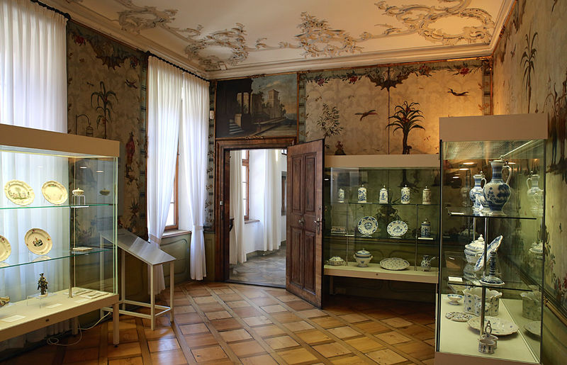 Jedno z pomieszczeń w muzeum miejskim w Memmingem, w pałacu Hermansbau