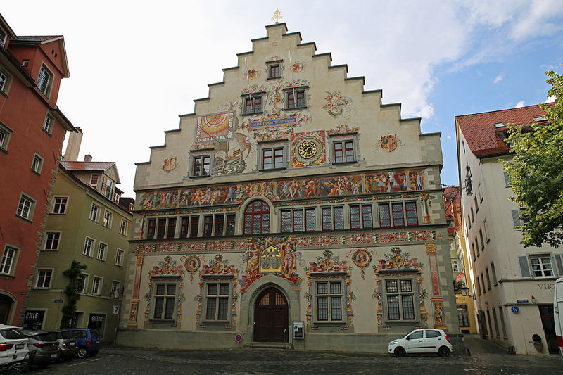 Tyły Starego Ratusza w Lindau - tu znajduje się wejście do biblioteki