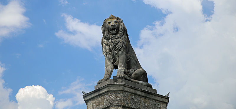!Posąg lwa w porcie Lindau nad Jeziorem Bodeńskim