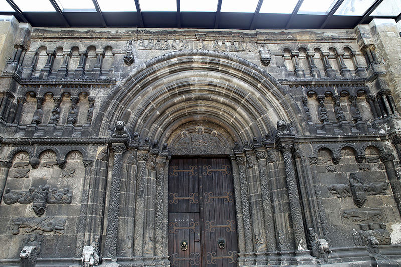 Ratyzbona - portal Kościoła Szkockiego