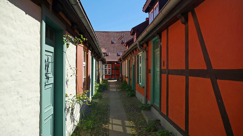 Stralsund - okolice szpitala i Kościoła św. Ducha