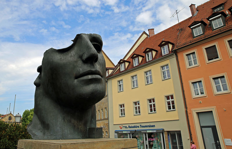 Bamberg - rzeźba autorstwa Igora Mitoraja 'Centurione'