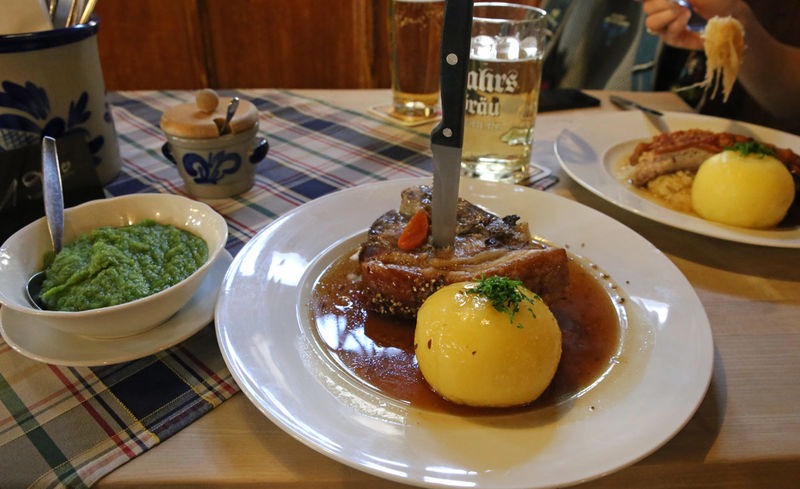 W restauracji Kachelofen - Bamberg