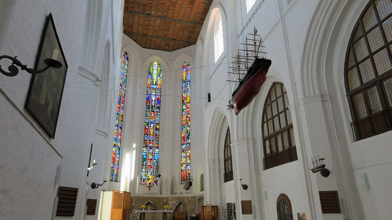 !Rostock - wnętrze Kościoła św. Piotra