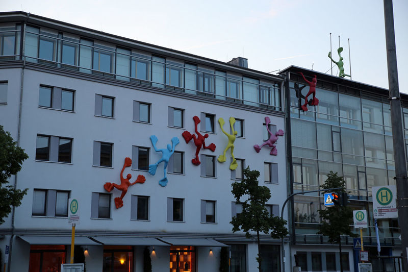 !Bayreuth - ciekawa fasada budynku przy Bahnhofstraße 23