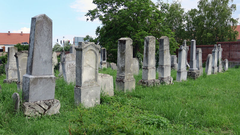 !Cmentarz żydowski - Sopron