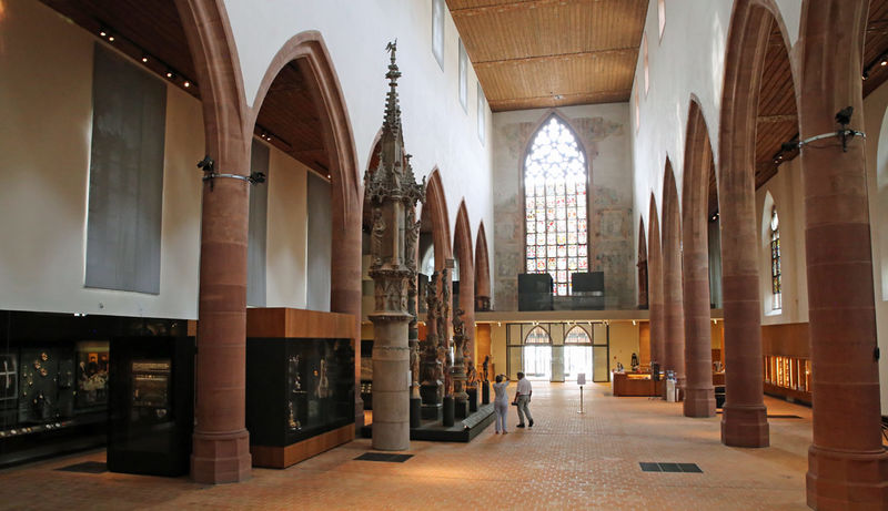 Muzeum historyczne w dawnym kościele Barfuesserkirche w Bazylei