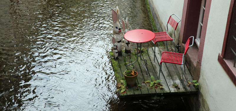 Bazylea - balkonik jednego z domów przy kanale St. ALban Teich