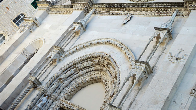 Portal główny Katedry w Szybeniku