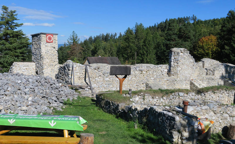 Ruiny klasztoru (Słowacki Raj)