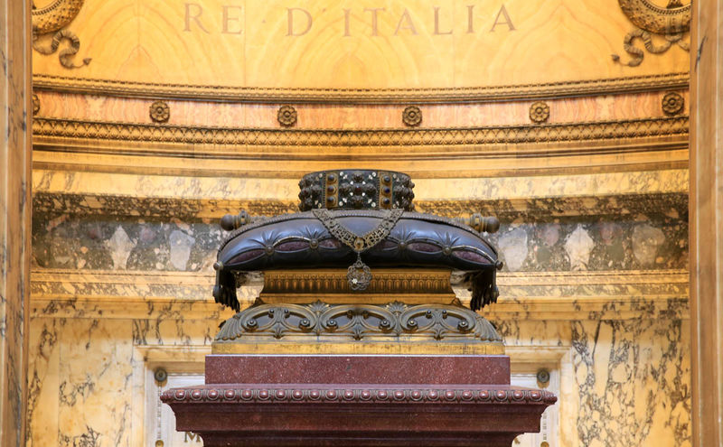 Grób króla Włoch Humberta I (Umberto I) - Panteon w Rzymie