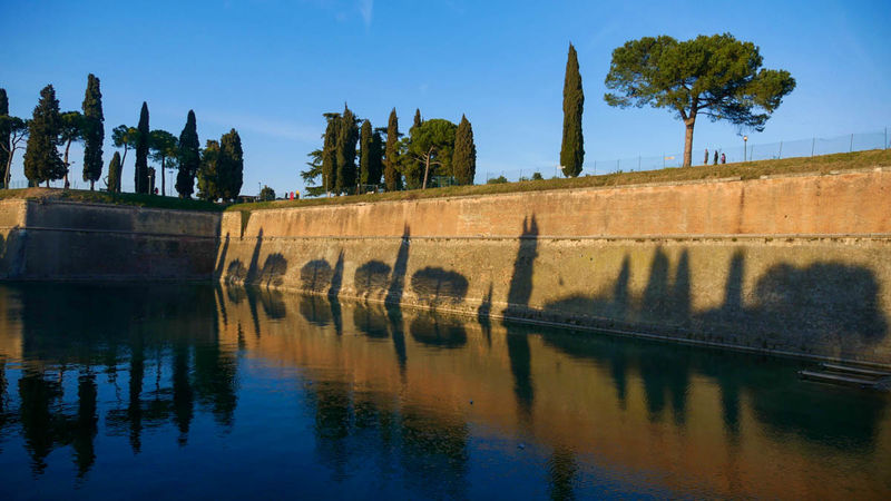 Umocnienia w Peschiera del Garda (jezioro Garda)