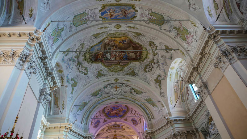 !Kościół św. Mikołaja w Gardone Riviera (nad jeziorem Garda)