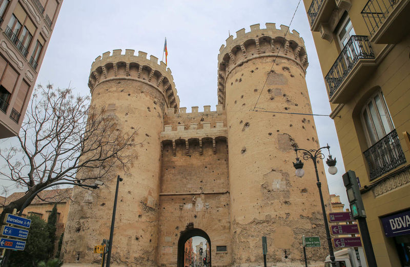 Torres de Quart - brama w Walencji