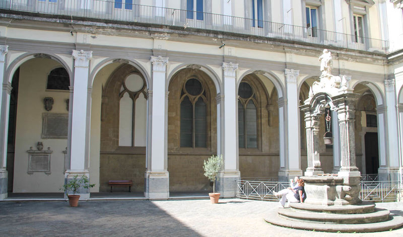 Zwiedzanie klasztoru San Lorenzo Maggiore w Neapolu
