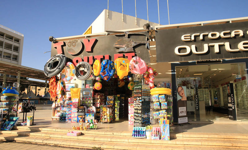 Jeden ze sklepów z pamiątkami w Ejlacie