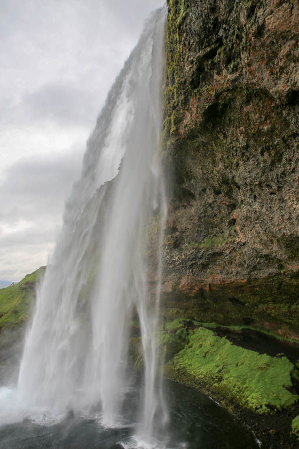 Wodospad Seljalandsfoss (Islandia)