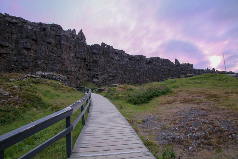 Skała Praw (Lögberg) - Park Narodowy Þingvellir (Thingvellir), Islandia