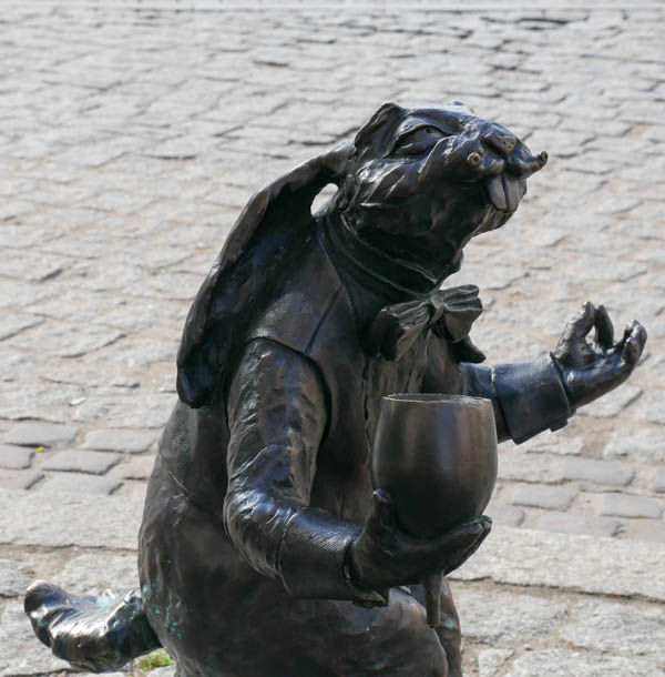 Rzeźby na Trakcie Królewskim - Gniezno
