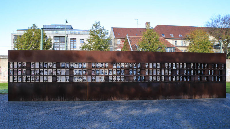 Okno Pamięci - Miejsce Pamięci Muru Berlińskiego