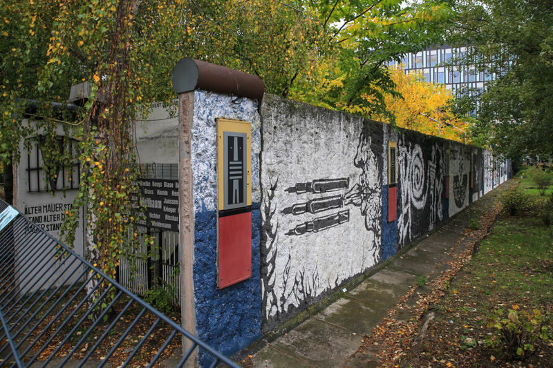 Fragment muru - Parlament Drzew- Berlin (śladami muru berlińskiego)