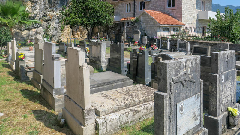 Cmentarz obok monastyru Savina (Herceg Novi)