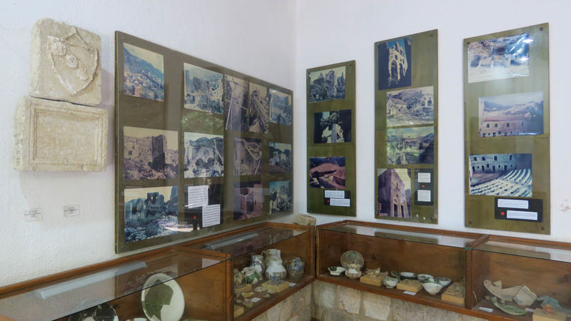 Twierdza - wystawa historyczna (Stary Bar, Czarnogóra)