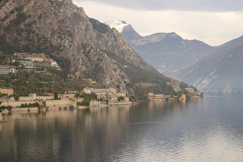 Limone sul Garda - widok na jezioro