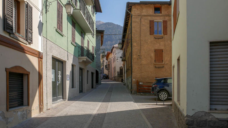 !Spacer po centrum Ponte di Legno