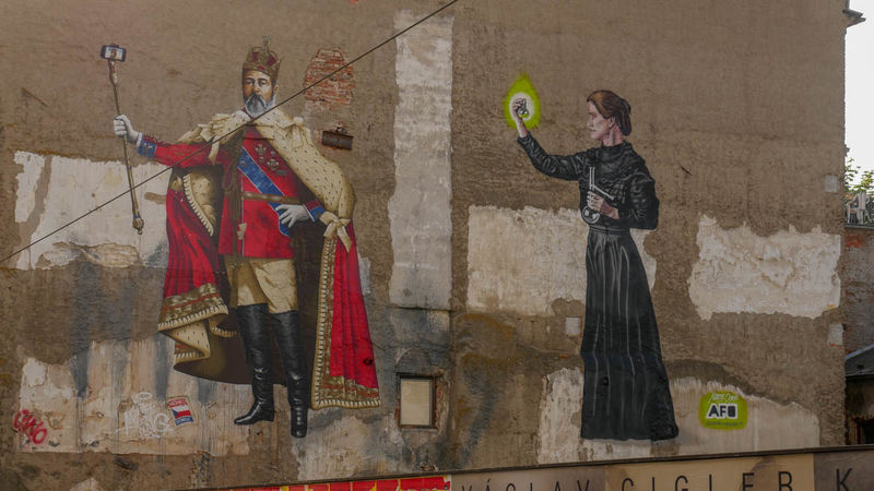 !Ołomuniec - Mural z Marią Curie-Skłodowską