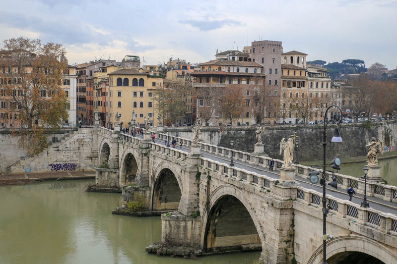 Most św. Anioła w Rzymie - widok z Zamku św. Anioła