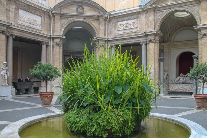 !Muzea Watykańskie - Muzeum Pio-Clementino - oktagonalny dziedziniec
